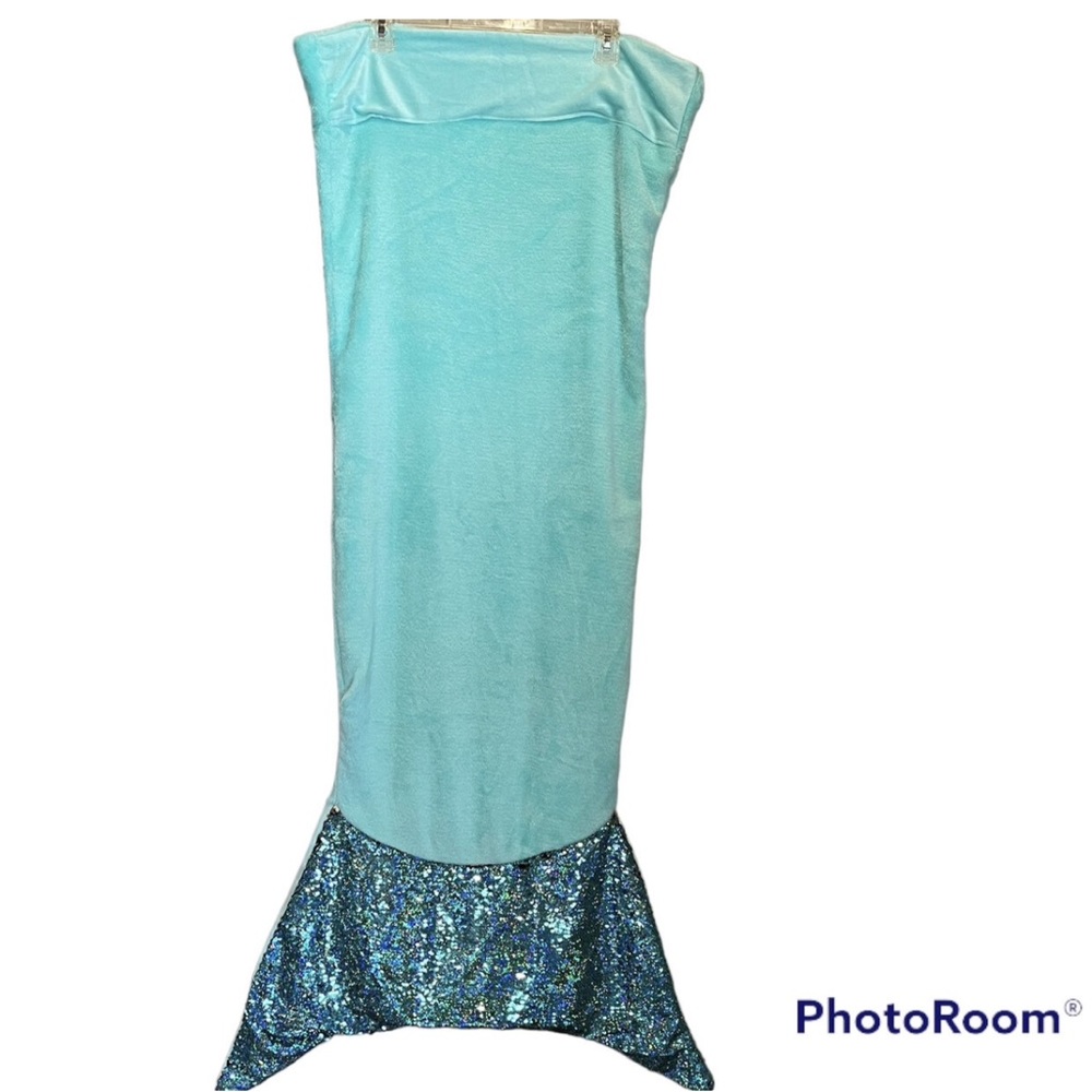 Snuggie Mermaid Tail
